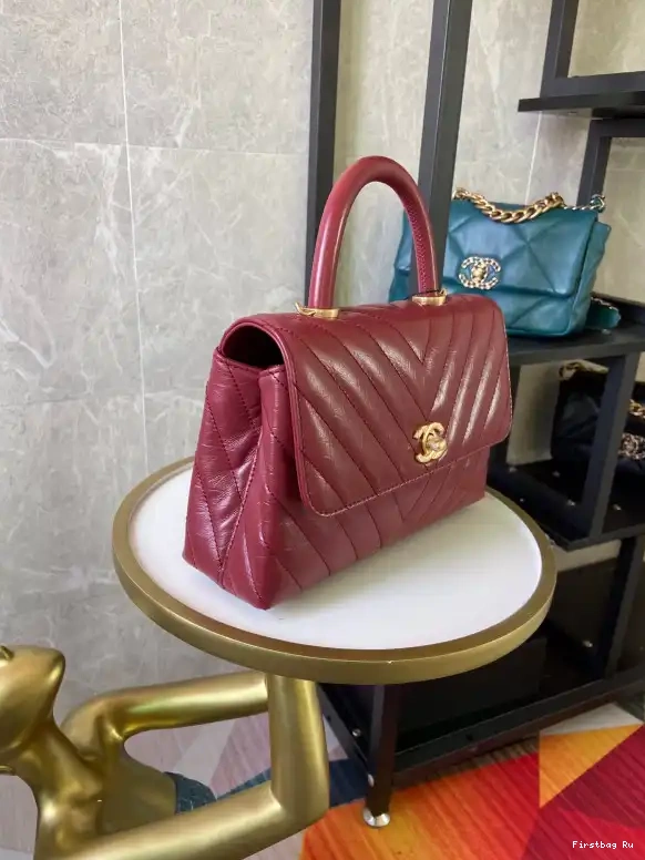 First Bag Ru COCO CHANEL HANDLE BAG 0514